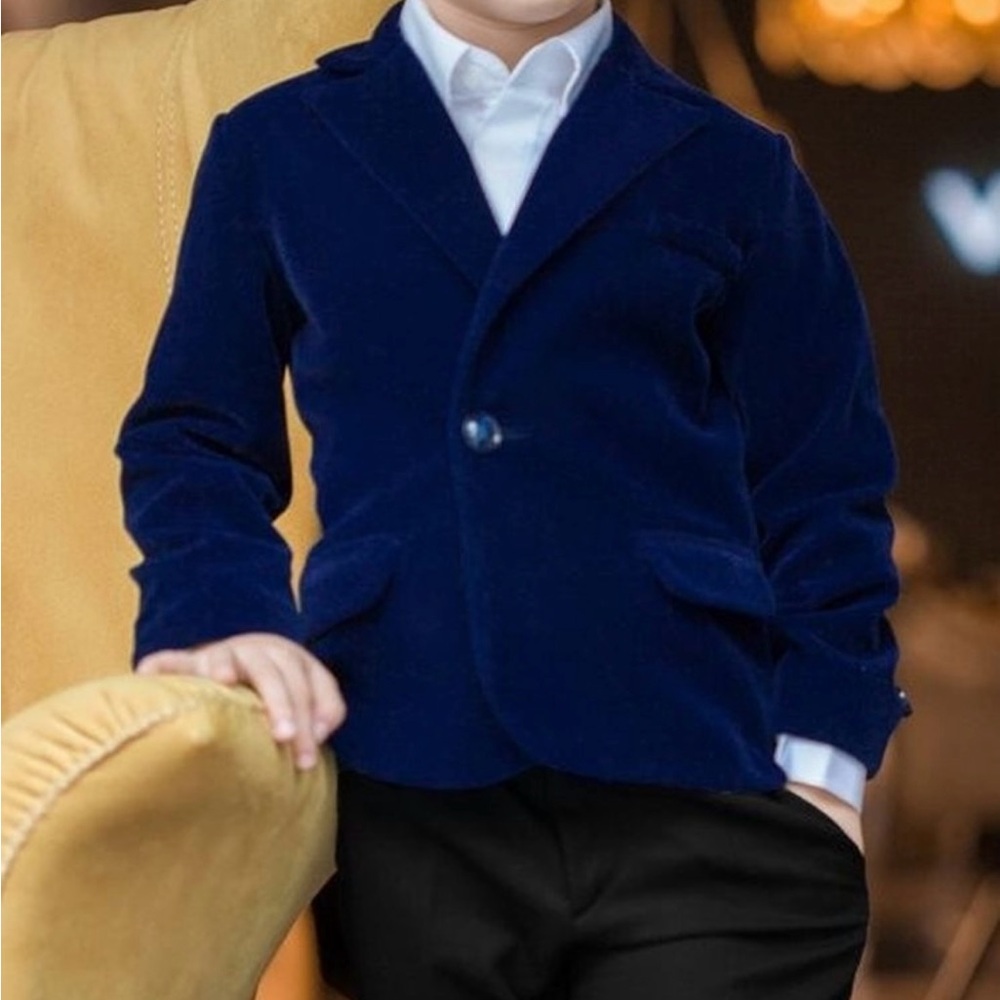 Elegant Kids Navy Blazer and pants,, new,, no tags